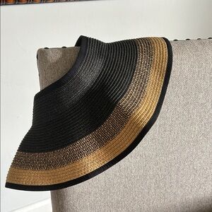 Vince Camuto Sun Hat EUC